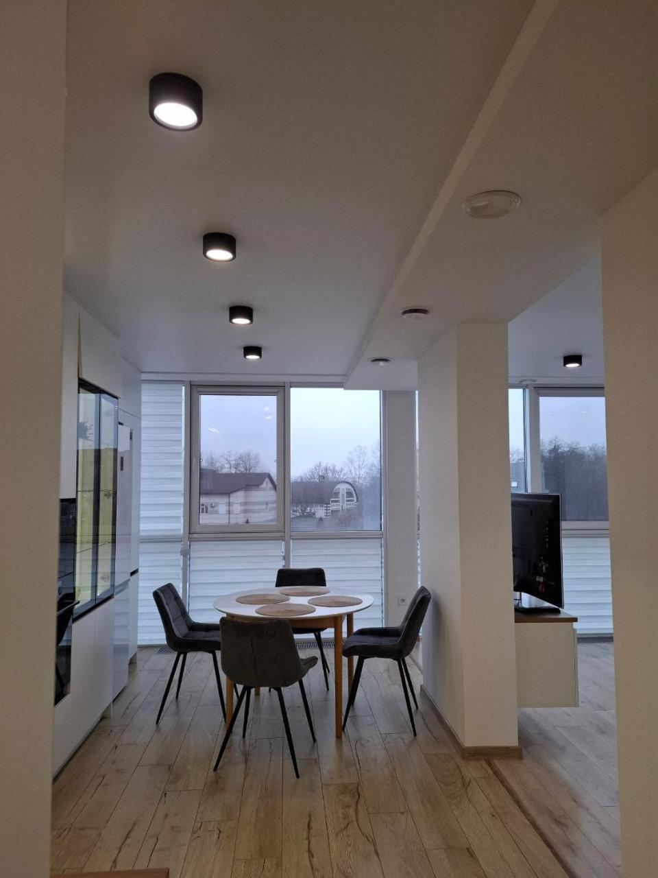 Vodogray Luxury Apartments With Underground Parking Елітний Житловий Комплекс แชร์นิฟซี ภายนอก รูปภาพ