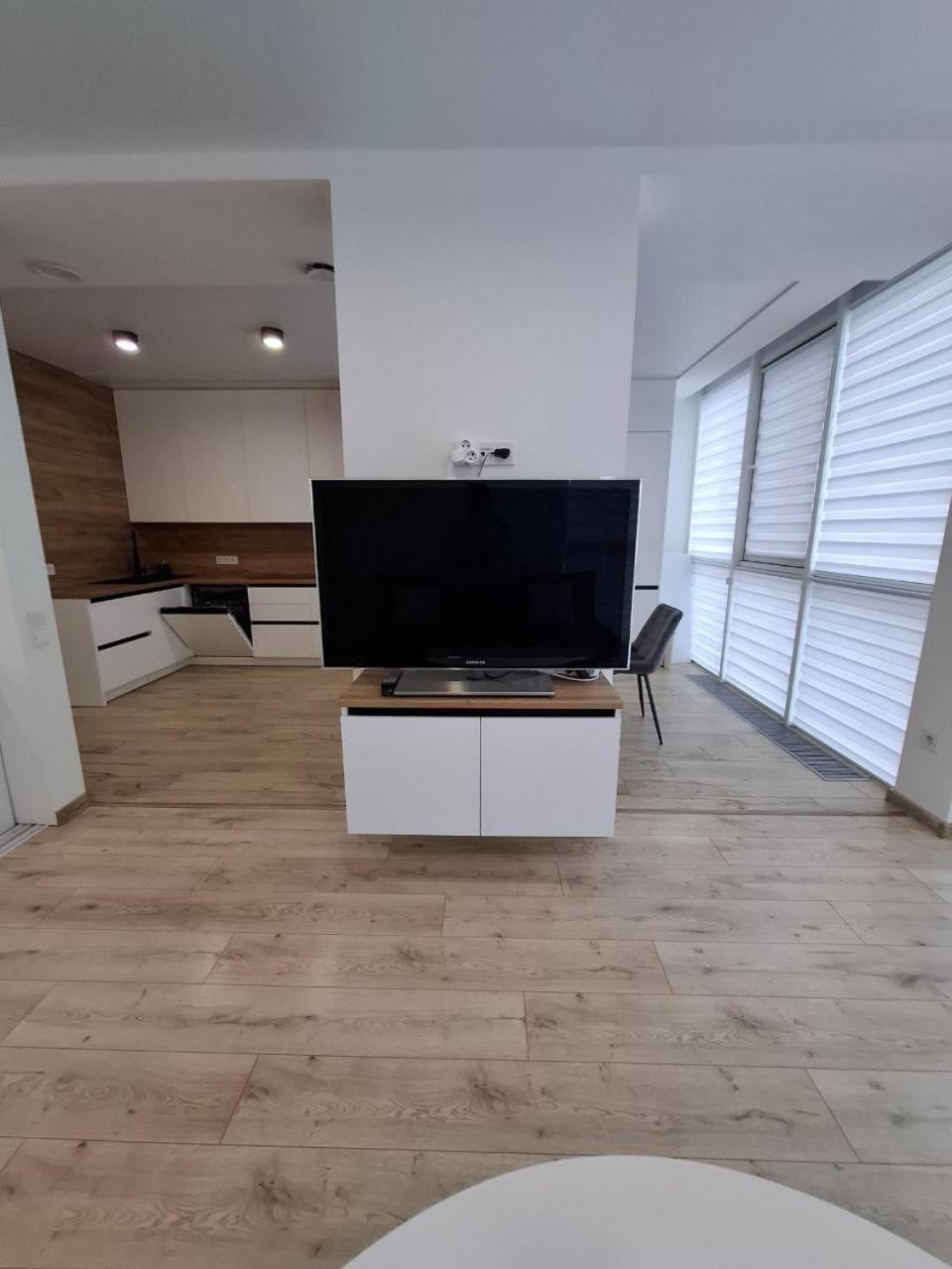 Vodogray Luxury Apartments With Underground Parking Елітний Житловий Комплекс แชร์นิฟซี ภายนอก รูปภาพ
